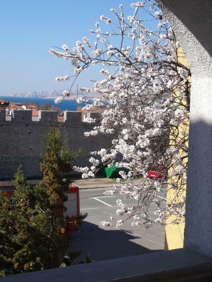 Apartments Down Town سينج المظهر الخارجي الصورة